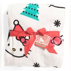 HELLO KITTY Bows And Santa Hat Throw